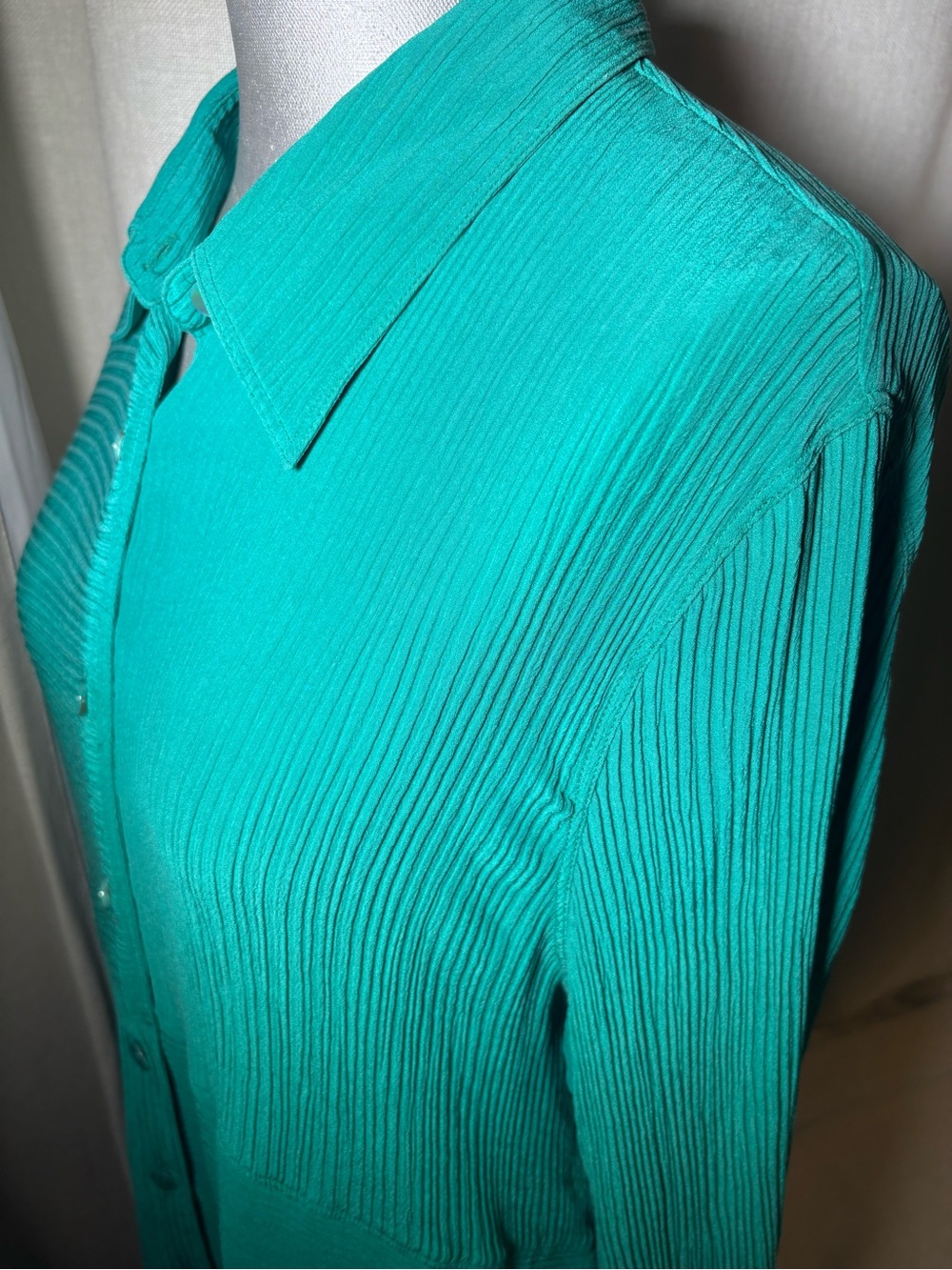 Vintage Diane Gilman Collection Teal 100% Silk Pleated Collared Blouse Size LG - Picture 8 of 11